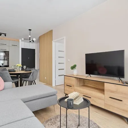 Nowoczesny Z Balkonem I Parkingiem W Centrum Wroclawia By Renters Lejlighed *