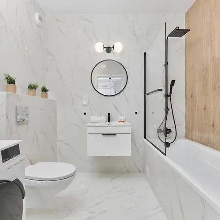 Nowoczesny Z Balkonem I Parkingiem W Centrum Wroclawia By Renters Lejlighed *