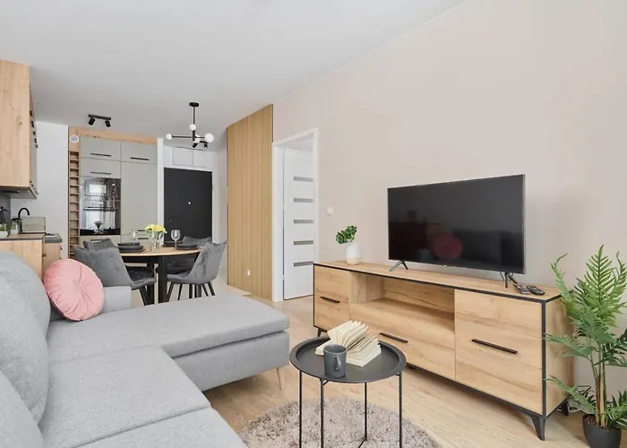 Nowoczesny Z Balkonem I Parkingiem W Centrum Wroclawia By Renters Апартаменты *