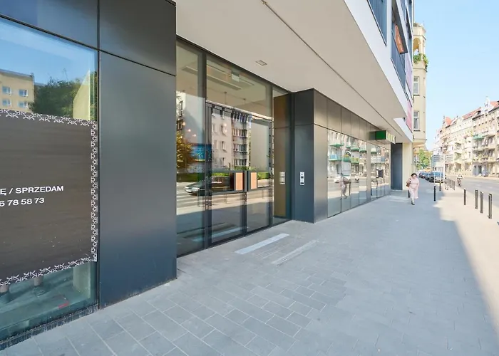 Nowoczesny Z Balkonem I Parkingiem W Centrum Wroclawia By Renters * Вроцлав